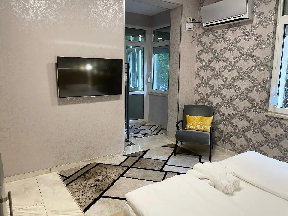 De Luxe Studio Burgas, City Center 0*, Burgas Bulgaria